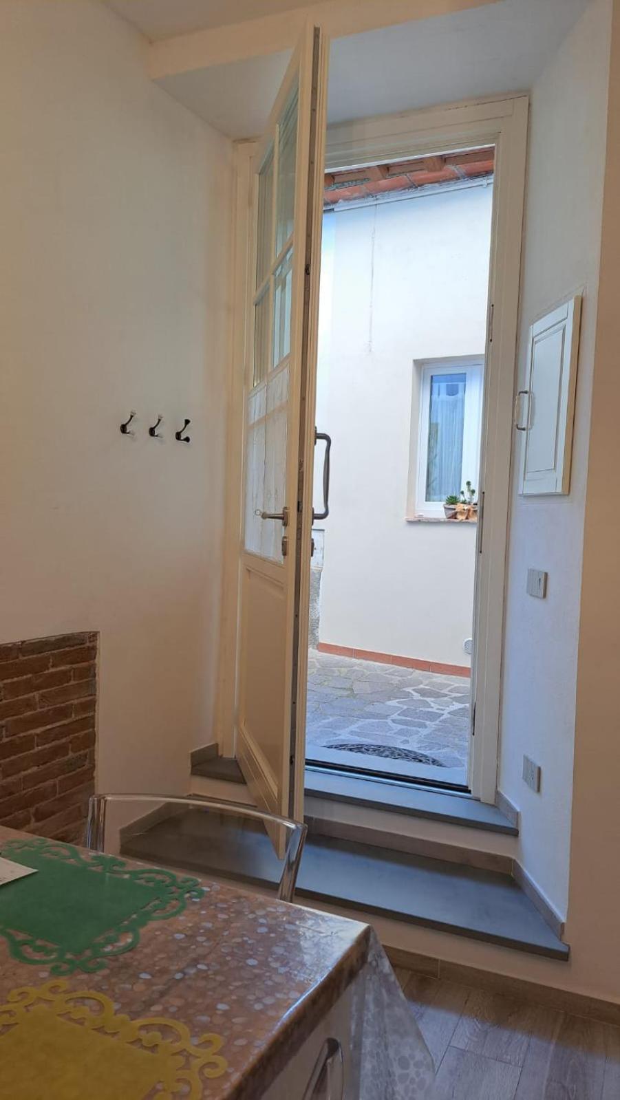 Casina Di Alice Apartment Vinci Exterior photo